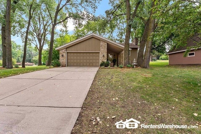 Photo - 3004 Pine Ridge Dr House