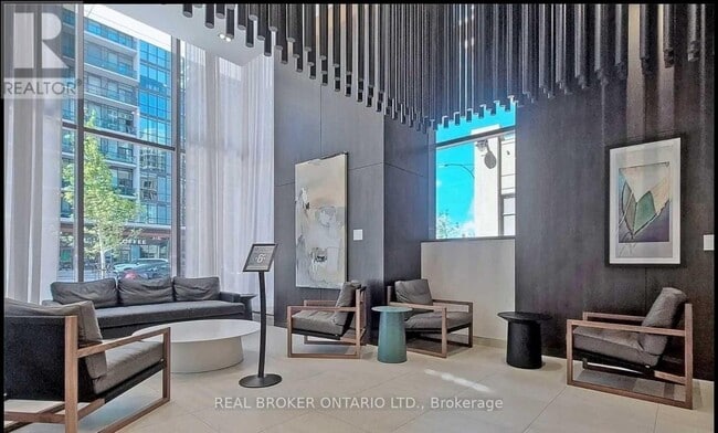 Photo - 4065 Confederation Pkwy Unit 2212