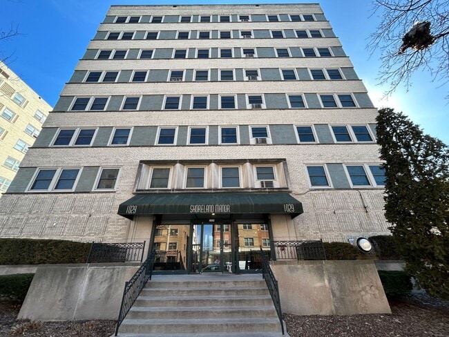 Photo - 1029 E Knapp St