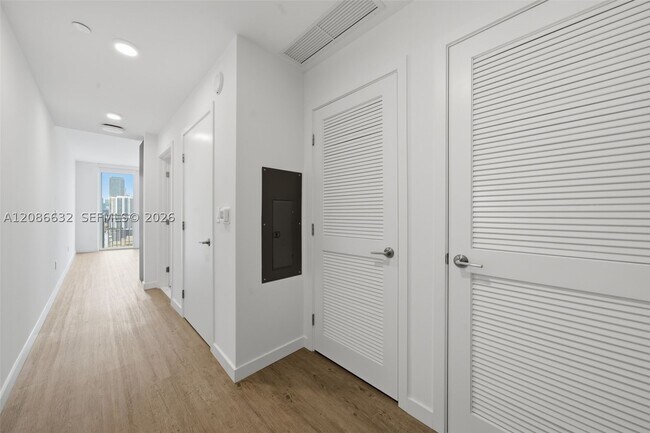Photo - 2000 Biscayne Blvd Unit 2414
