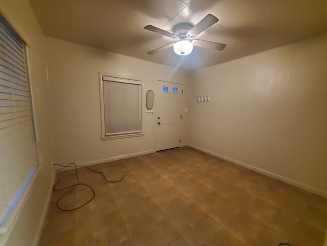 Photo - 409 I St Unit 2