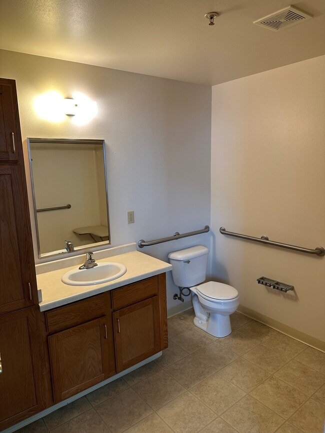 Photo - RIVERVIEW MANOR