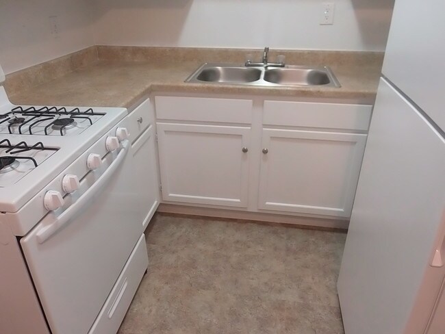 Photo - Hope Village Apartments