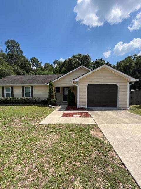 Building Photo - 317 Springwood Cir