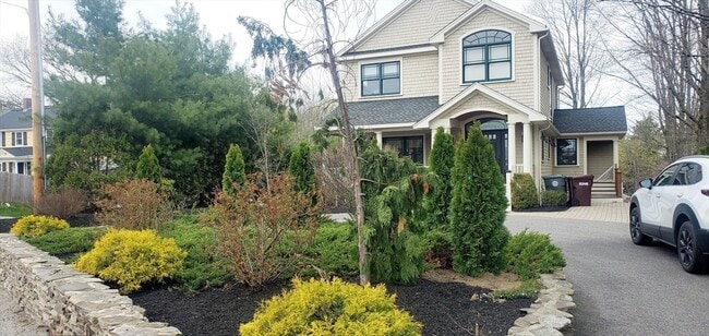 Photo - 24 Elm St