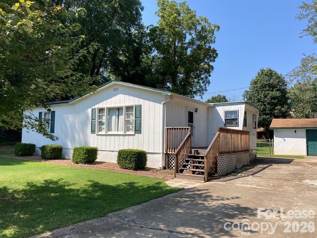 Photo - 7903 Blackwood Rd