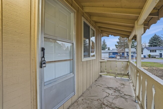 Photo - 688 W Kolby Ct