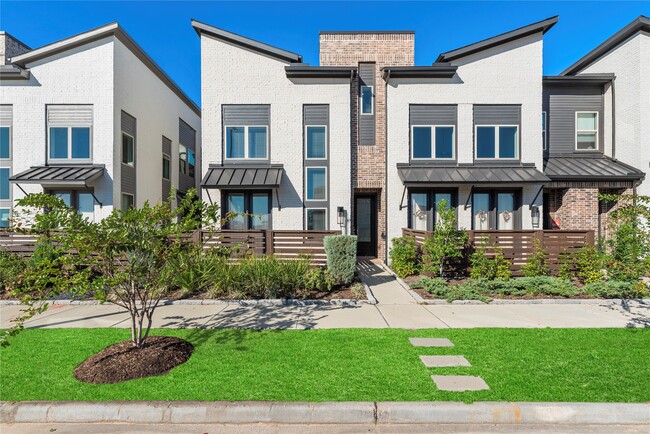 Building Photo - 16647 Bristol Steel Ln