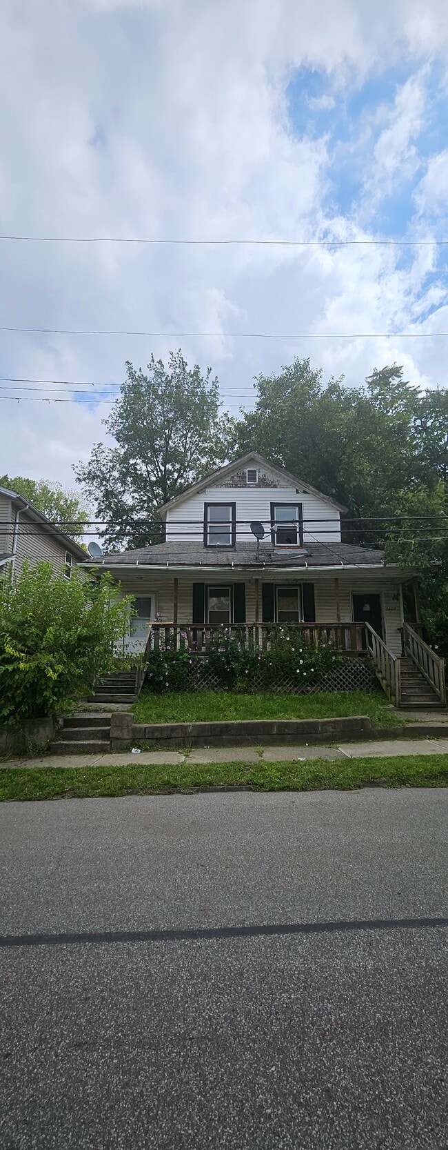 Building Photo - 3605 E 76th St Unit 2