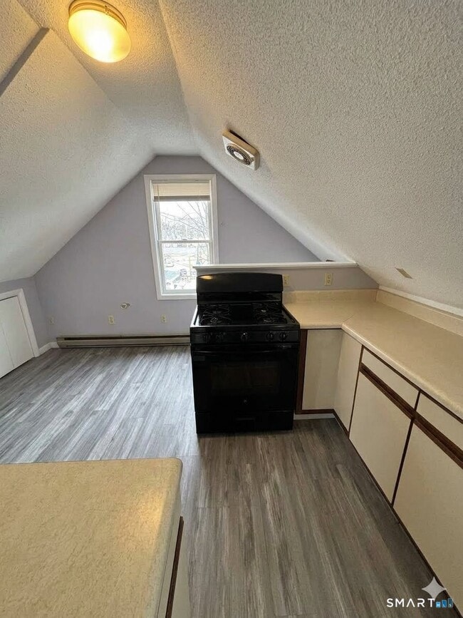 Photo - 11 Roberts St Unit 3