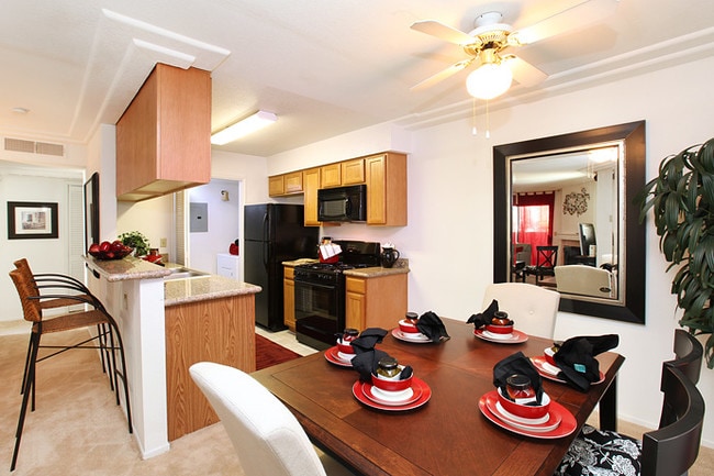 Photo - Ladera Apartments