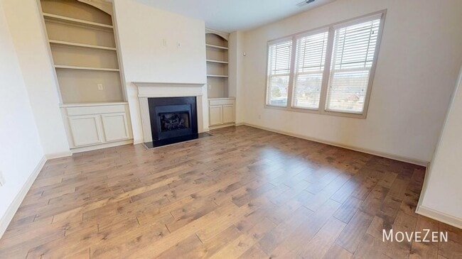 143 Balboa Pkwy