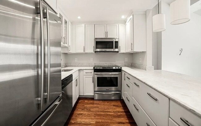 Photo - 175 Blossom St Unit 2