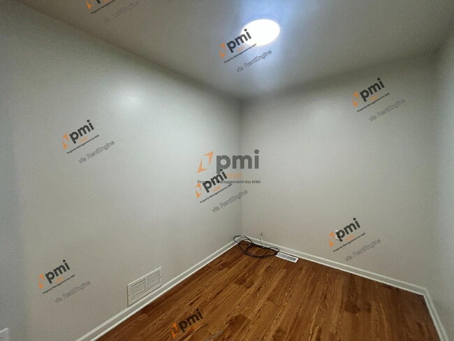 Photo - 4901 Walsh Ave Unit 1