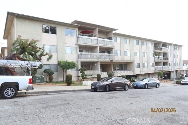 Building Photo - 608 N Taylor Ave Unit 206