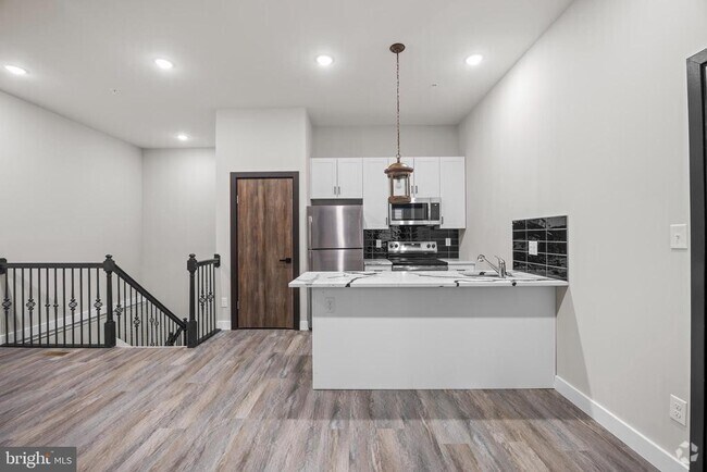 Building Photo - 405 N Simpson St Rental