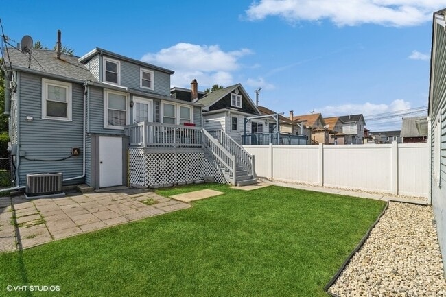 Photo - 4511 N Melvina Ave