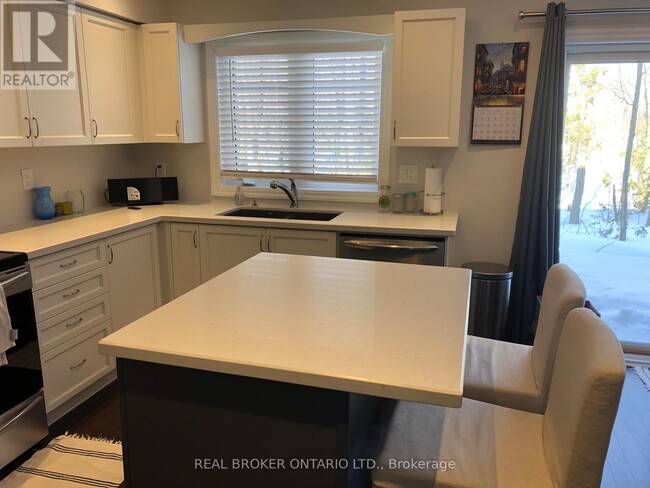 Photo - 16 Country Trail