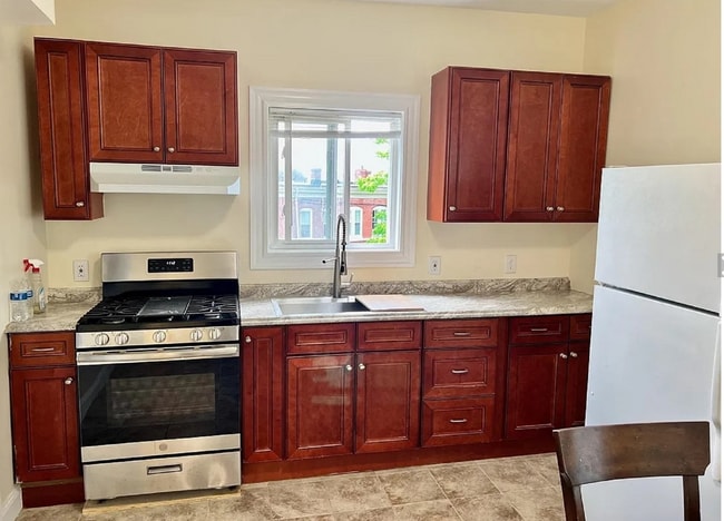 Photo - 22 Anita Ter Unit 3