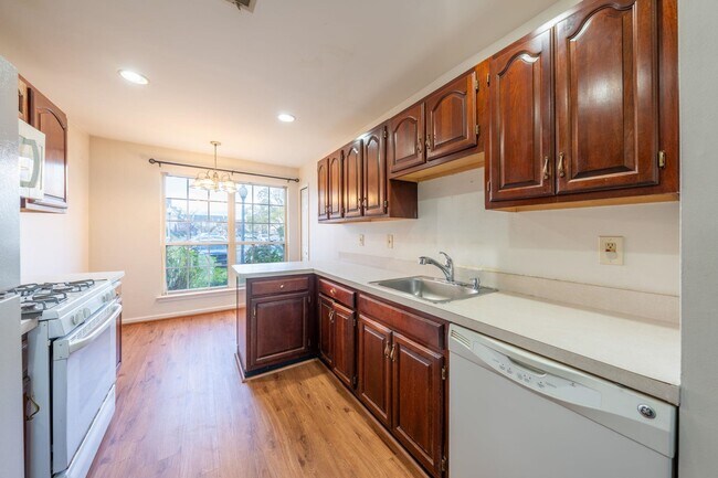 Photo - 109 Cherry St