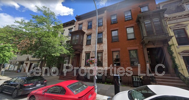 Photo - 16 2nd St Unit 3R