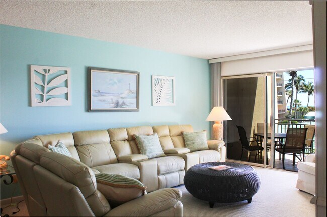 3939 Ocean Dr