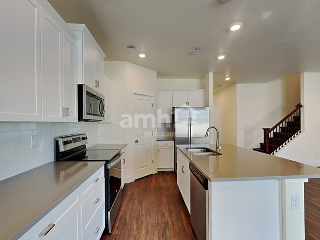 Photo - 1034 Jillian Ave