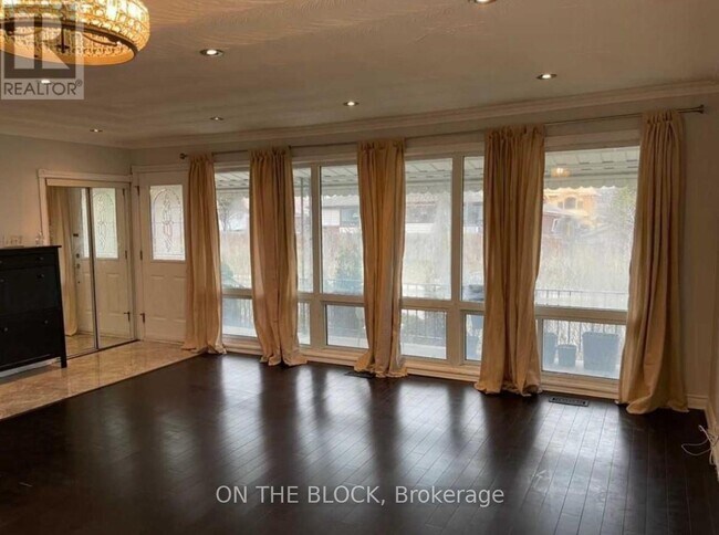 Photo - 6 Laxford Ave