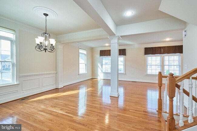 Photo - 21276 Hyrst Grove Terrace