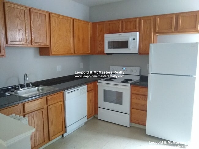 Photo - 26 Maple St