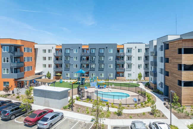 Salvator Apartments