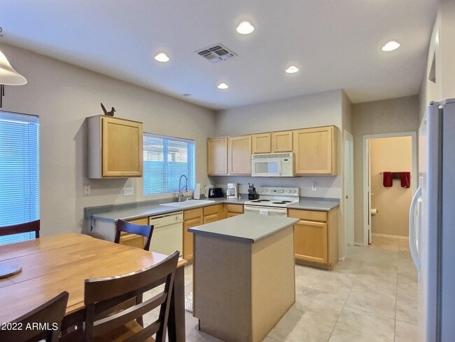 Photo - 3450 W Steinbeck Dr