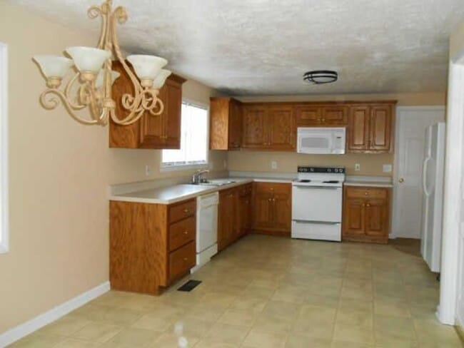 Photo - FOR LEASE- SINGLE FAMILY HOME IN MJ!