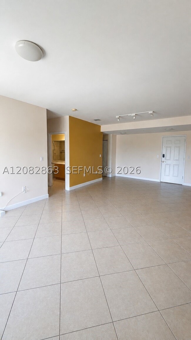 Photo - 2280 SW 32nd Ave Unit 508