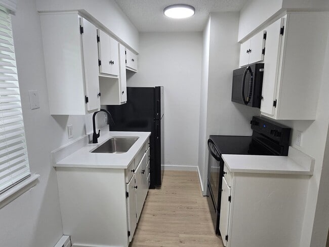 Photo - West Apartments