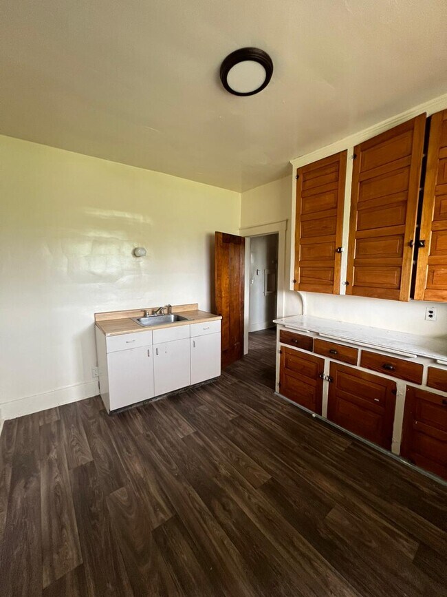 Photo - 1125 Pingree St