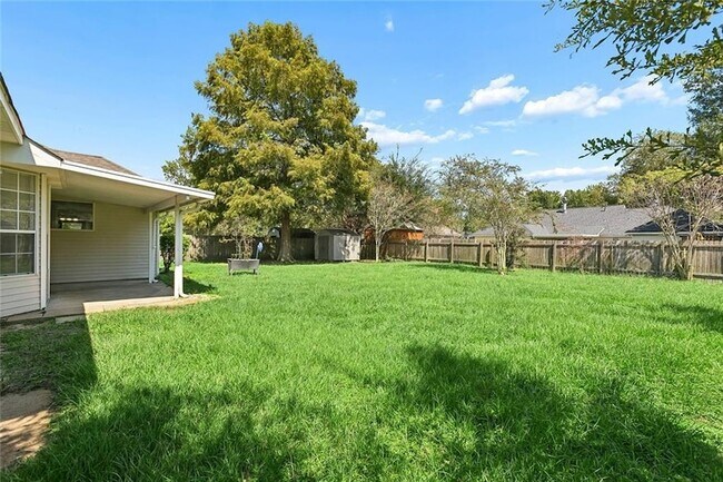Photo - 1317 Albert St