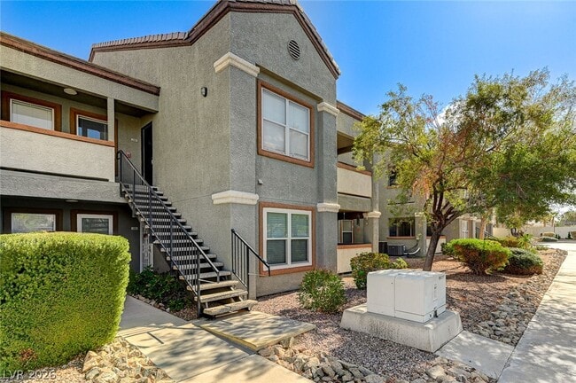 Photo - 555 E Silverado Ranch Blvd Unidad 2086
