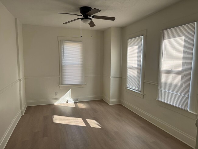 Photo - 2 Bedroom, 1 Bath Single Family Home - Sou...