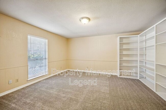 Photo - 1312 Goodwin Dr