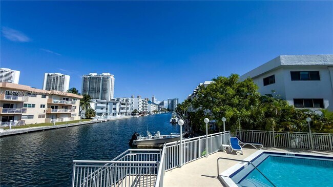 Photo - 17051 NE 35th Ave Unit 201