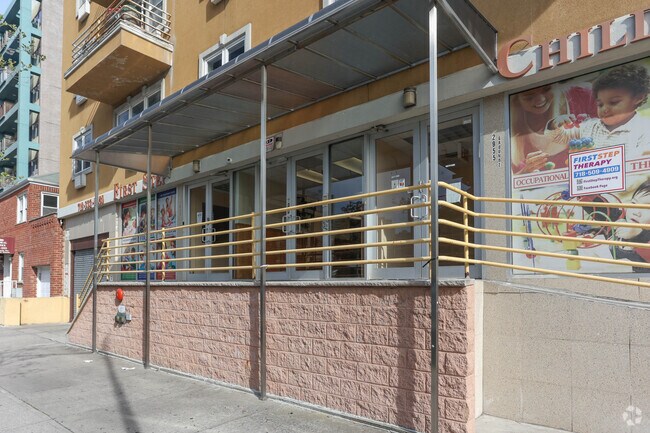 Photo - 2955 Brighton 4th St