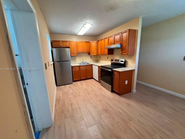 Photo - 18331 NW 2nd Ct