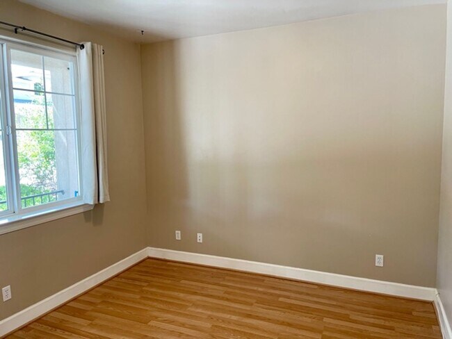 Photo - Newer 5 Bedroom House Close to Cal Poly