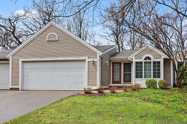 Building Photo - 4319 Valley Hollow Dr NE