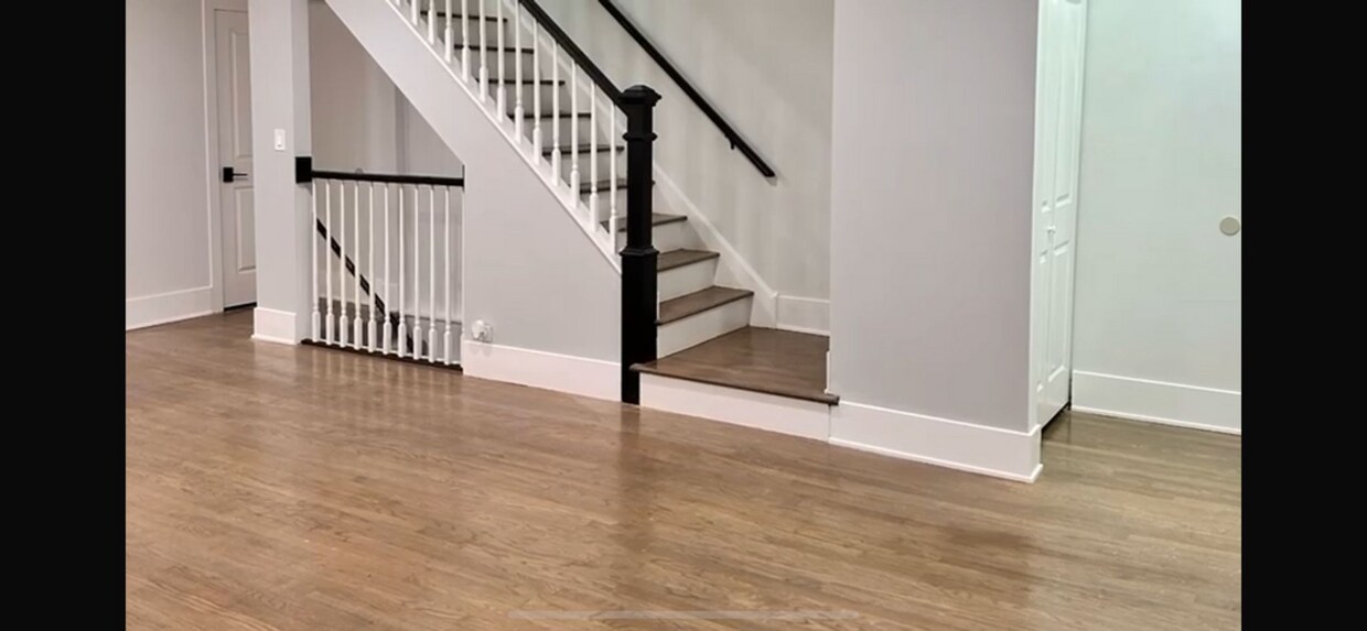 Photo - 6248 N Hoyne Ave (Chicago, IL)