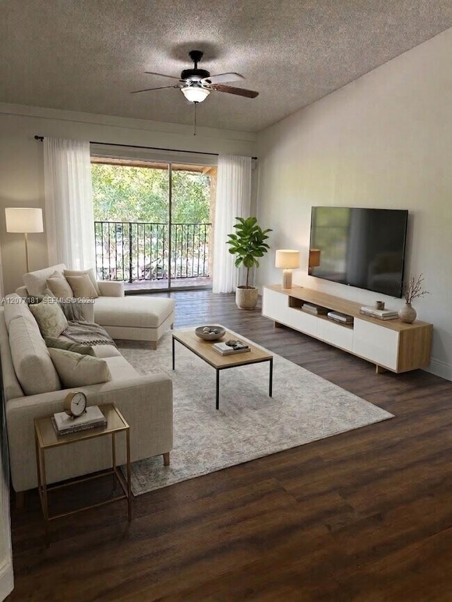 10757 Cleary Blvd Unidad 307
