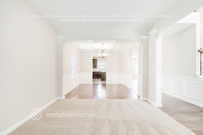 Photo - 4058 Dinmont Chase