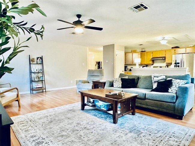 Photo - 1208 Tremont Dr