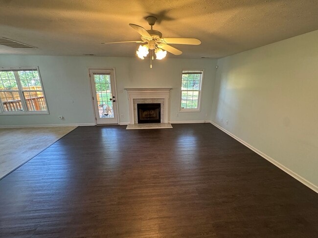 Photo - For Rent - Need Space?